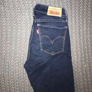 Levi’s 710 supper skinny jeans